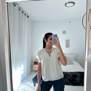 Abercrombie & Fitch Elegant White Blouse for Women